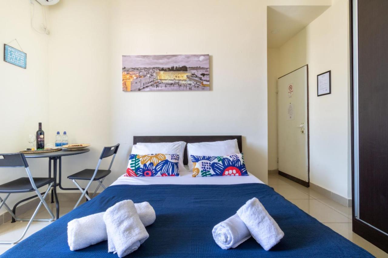 Nhe Machne Yehuda Apartments Jerusalem Exterior photo